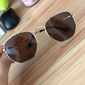 Hexagonal sunglasses